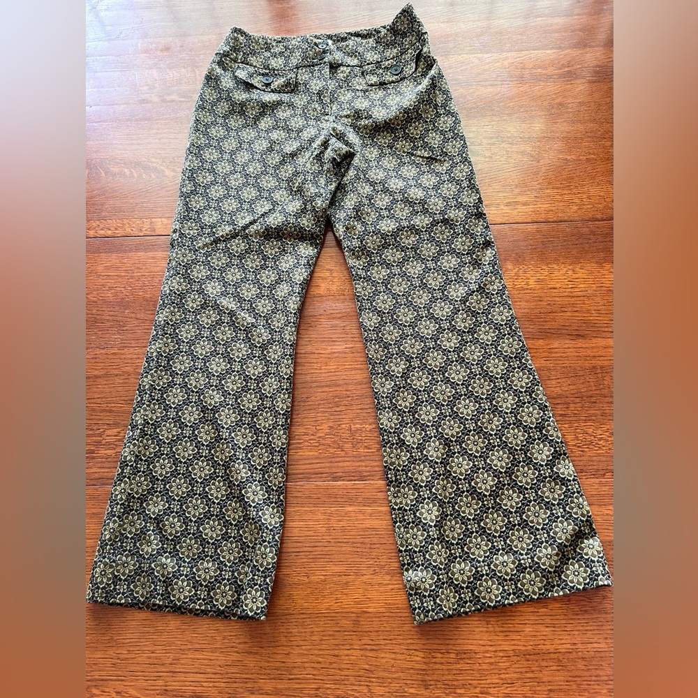 Harold’s print slacks